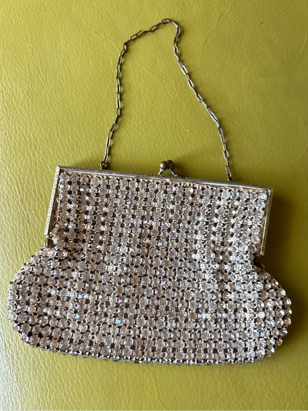 Vintage 1940s 1950s Rhinestone Mesh Evening Purse Kiss Lock Chain Handle